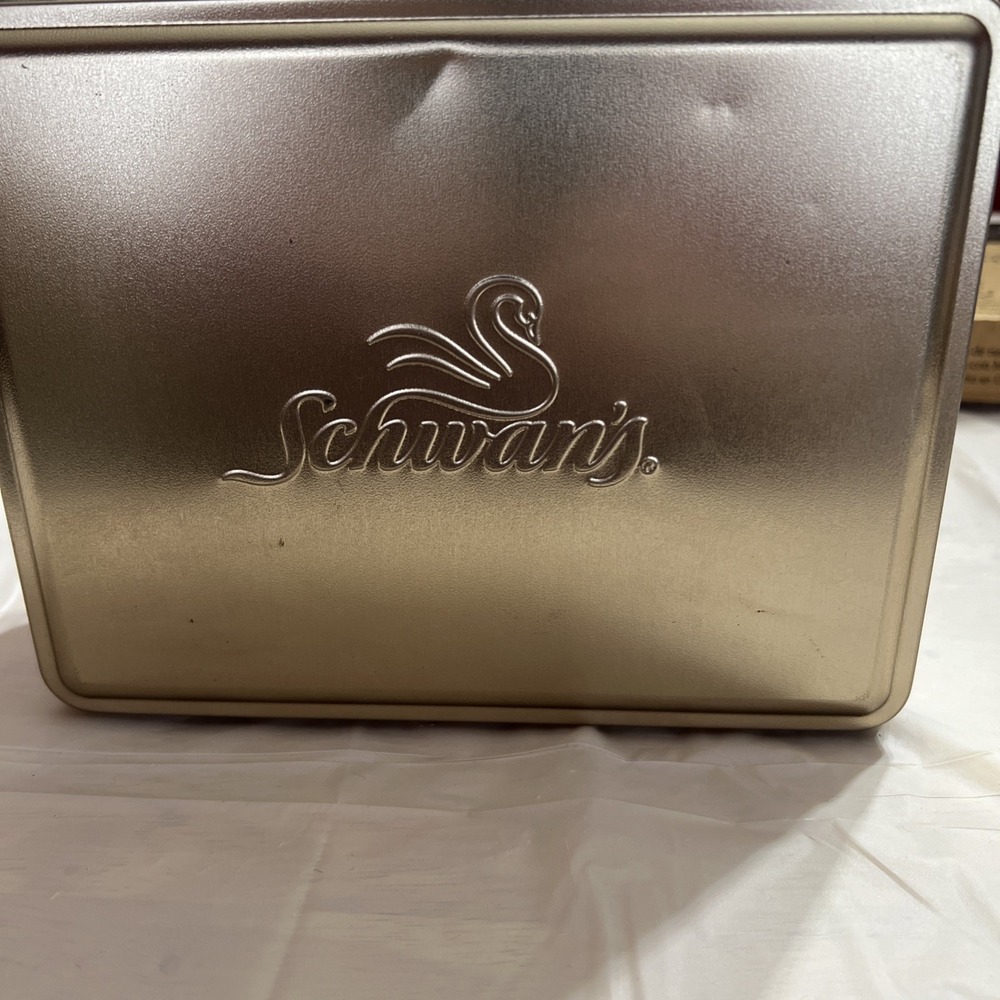 Vintage Rose Gold Schwans Tin